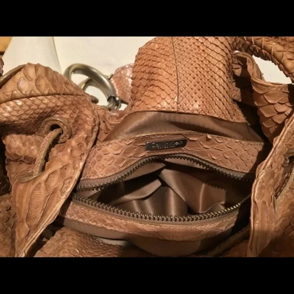 Calvin Klein Collection Perry hobo real python - Picture 8 of 11